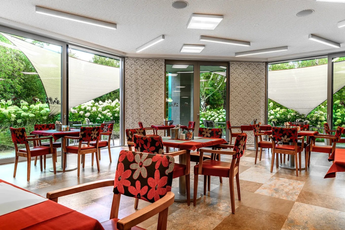 Novinky - Upozornění na dočasnou změnu otevírací doby restaurace